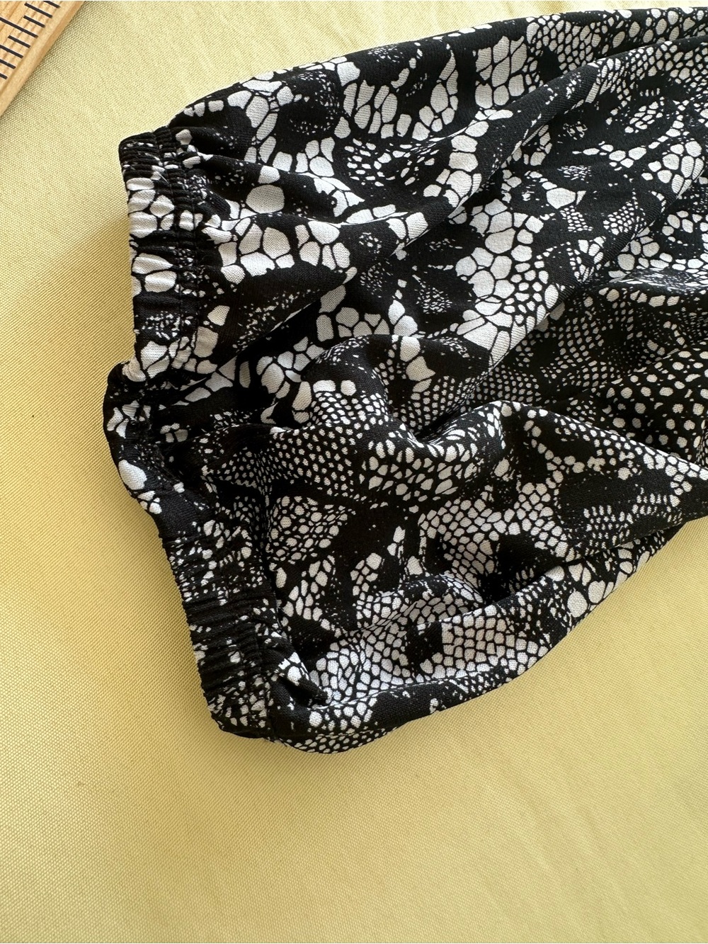 Van Heusen Black Floral V-Neck Blouse with Mixed Print off shoulder soft - Picture 7 of 14